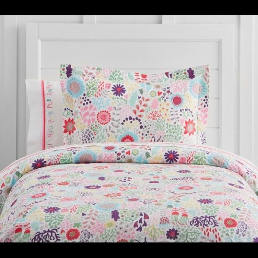 Pottery Barn Kids Full/Queen Duvet